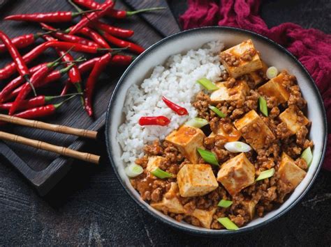  Anshanin Mapo Tofu: Mausteinen Herkku Kiinan Pohjoisosasta!